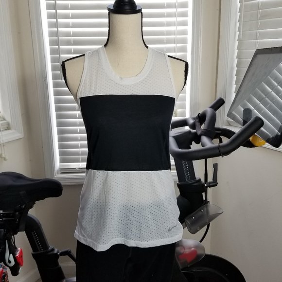 Nike | Tailwind Tank - racerback, colorblock - Picture 2 of 6